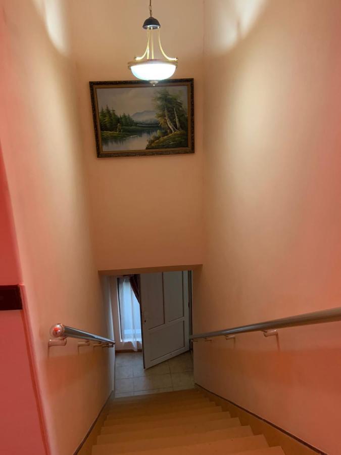 Tnak Hotel Jereván Kültér fotó