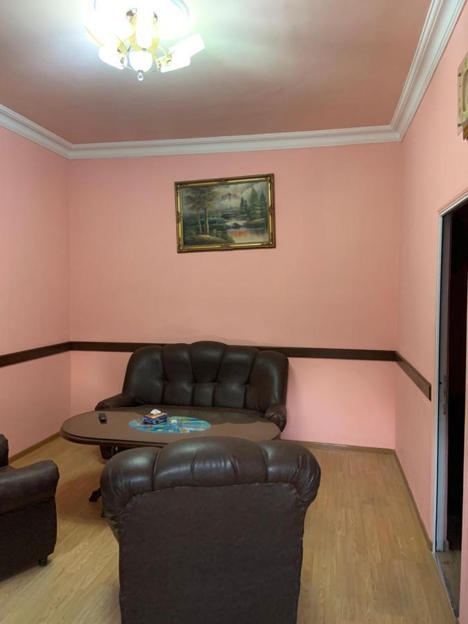 Tnak Hotel Jereván Kültér fotó