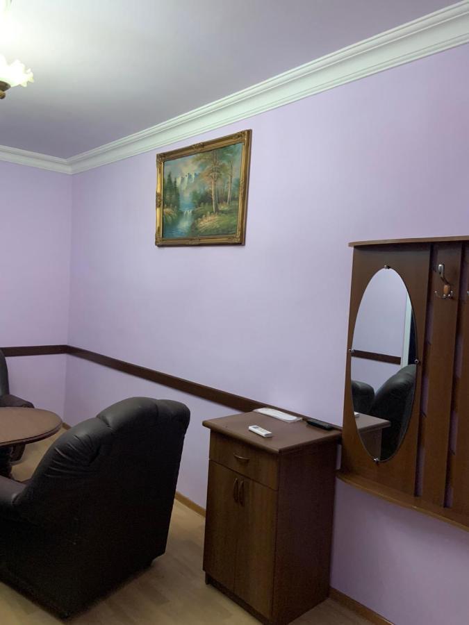 Tnak Hotel Jereván Kültér fotó