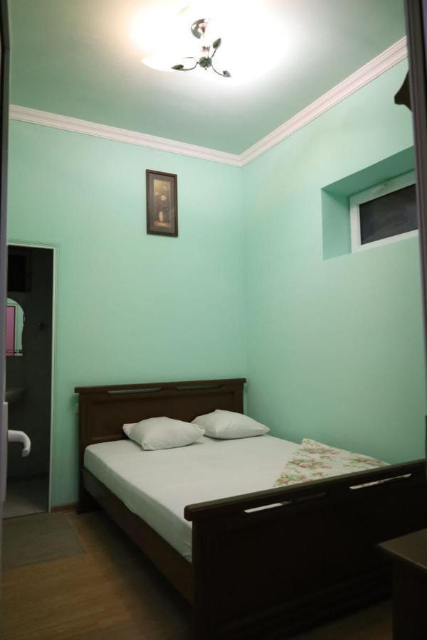 Tnak Hotel Jereván Kültér fotó